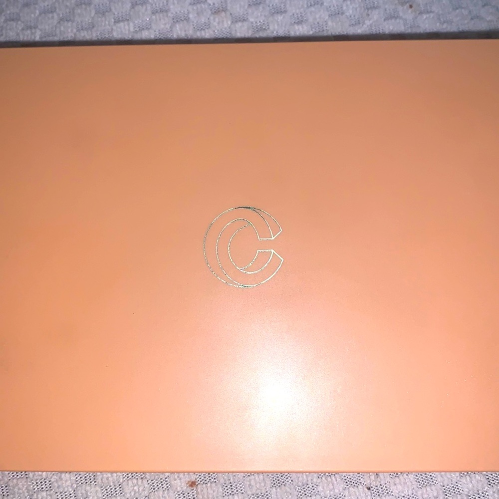 BRANDNEW eyeshadow palette